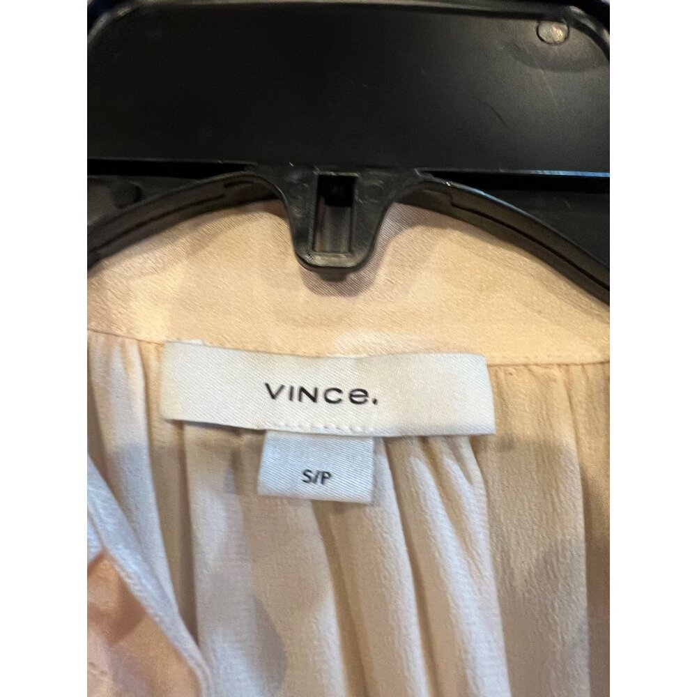 Vince Cap Sleeve Ruched Back Blouse top shirt size S - Picture 10 of 10